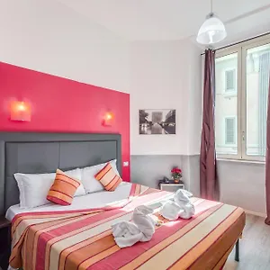 Hotel Mf, Rzym